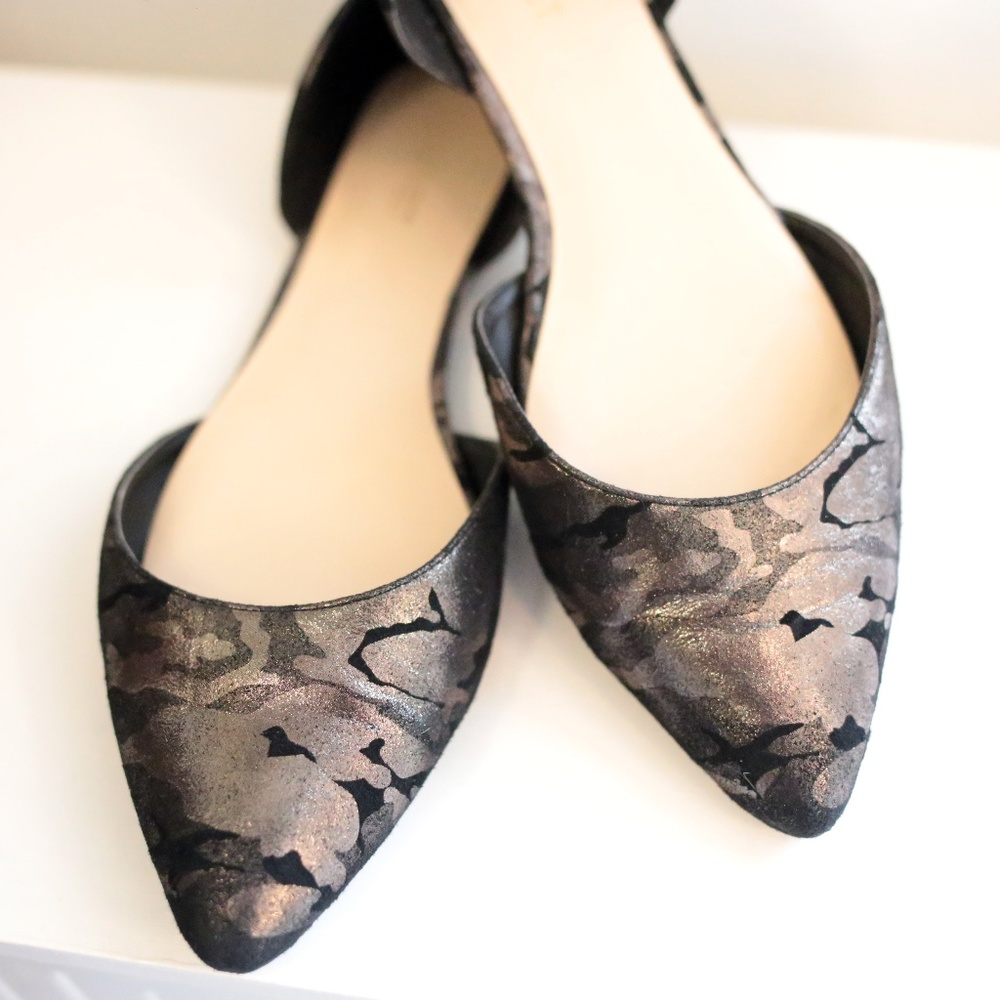 Sale ⚡️ Metallic Camo Pointed Toe Flats